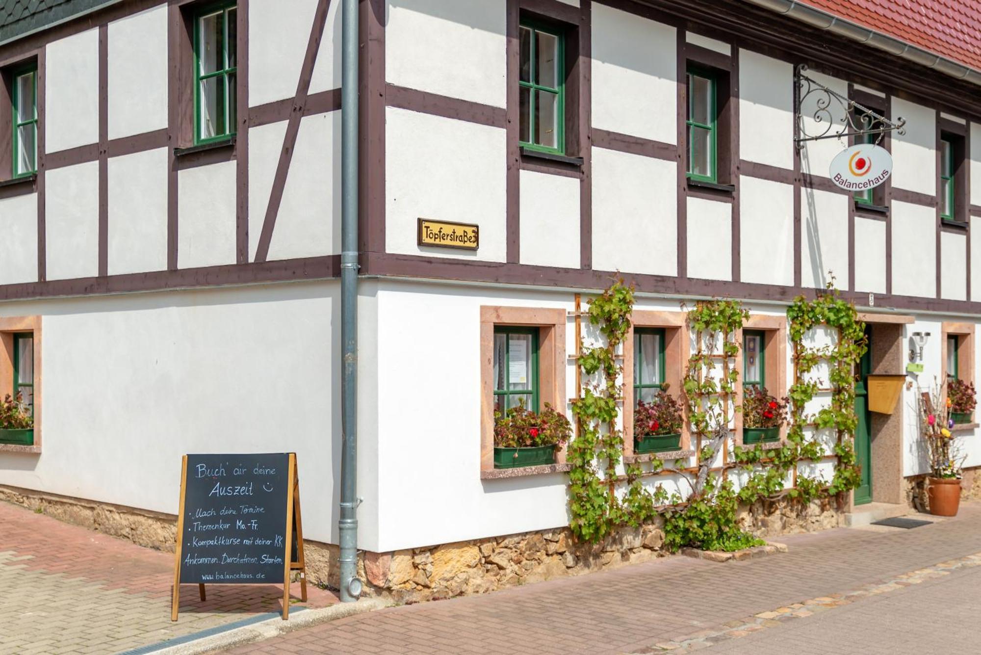 Hotel Balancehaus Kohren-Sahlis, Dein Kurhaus In Sachsen Extérieur photo